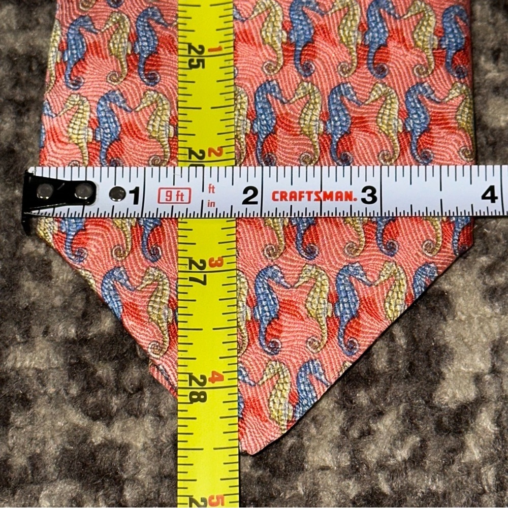 Aquascutum London Blue Green Seahorses on Pink Silk Neck Tie - Picture 6 of 7
